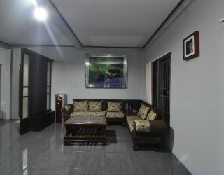 Ruang Tamu Villa Gatot Kaca